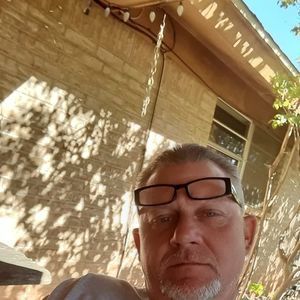 Meet your Posher, Delbert